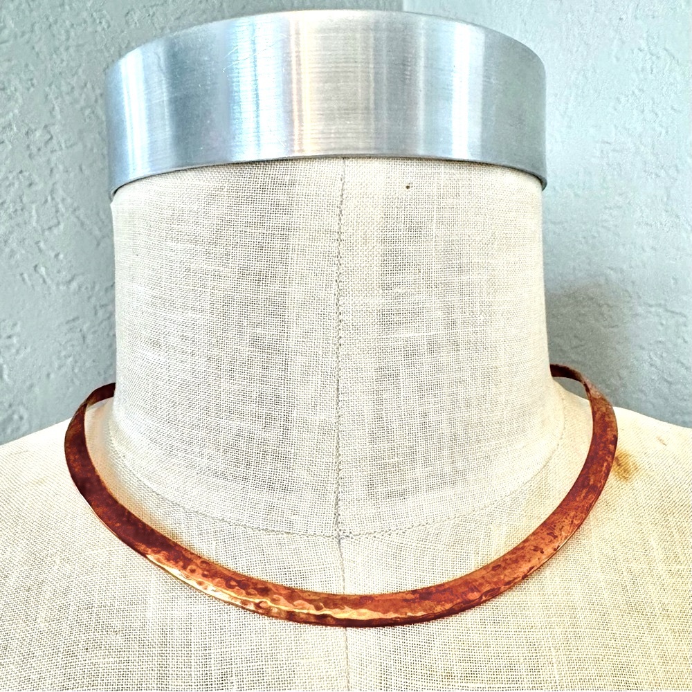 Vintage Cobre Mexican Hammered Copper Torc Collar Necklace